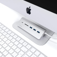 USB-концентратор Satechi Type-C USB Hub & Micro/SD Card Reader. Интерфейс USB-C. 3 порта USB 3.0 , слоты для карты памяти. Цвет серебряный. (ST-TCHCRS)