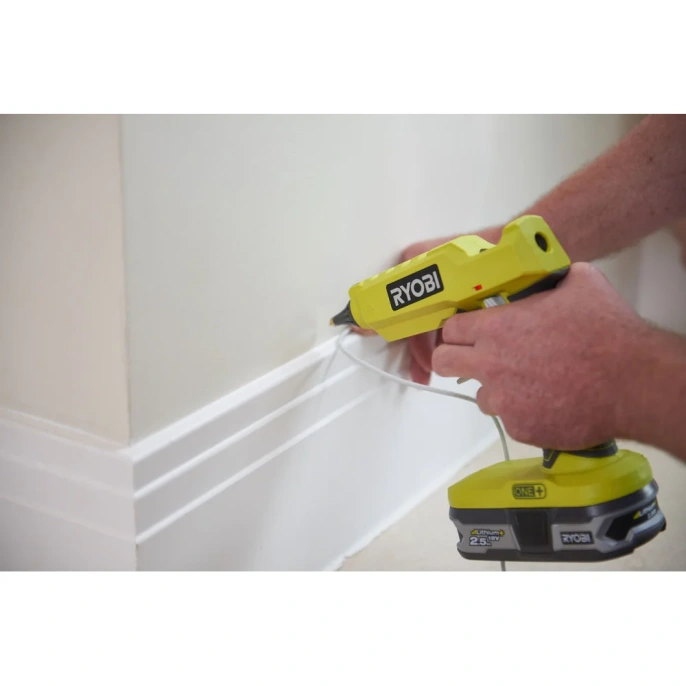 Клеевой пистолет Ryobi ONE+ R18GLU-0 5133002868