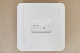 Управляемый коммутатор 2-го уровня Ubiquiti UniFi Switch Lite 16 POE управляемый 2-го уровня, настольный, матрица 16 Гбит/с, 16xGbit, PoE, бюджет 45 Вт (USW-LITE-16-POE)