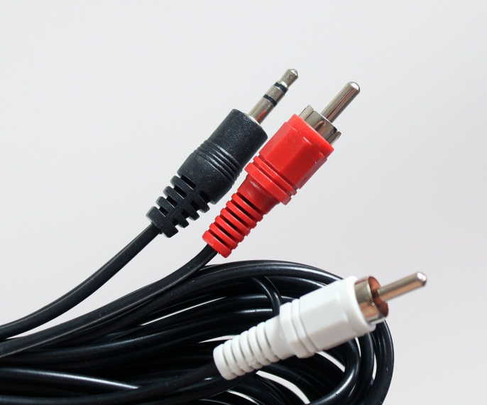 Кабель соединительный VCOM VAV7183-10M 3.5 Jack M - 2xRCA M , стерео, аудио, 10m