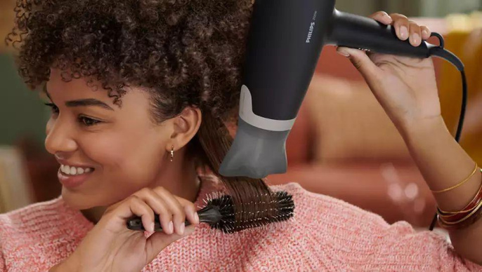 Фен Philips BHD341/30 2100Вт черный