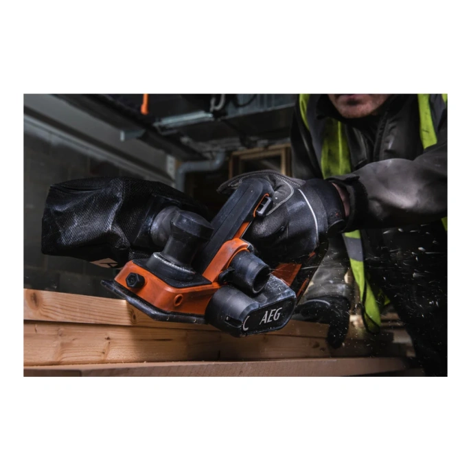 Бесщеточный аккумуляторный рубанок AEG BHO18BL-0 4935464988