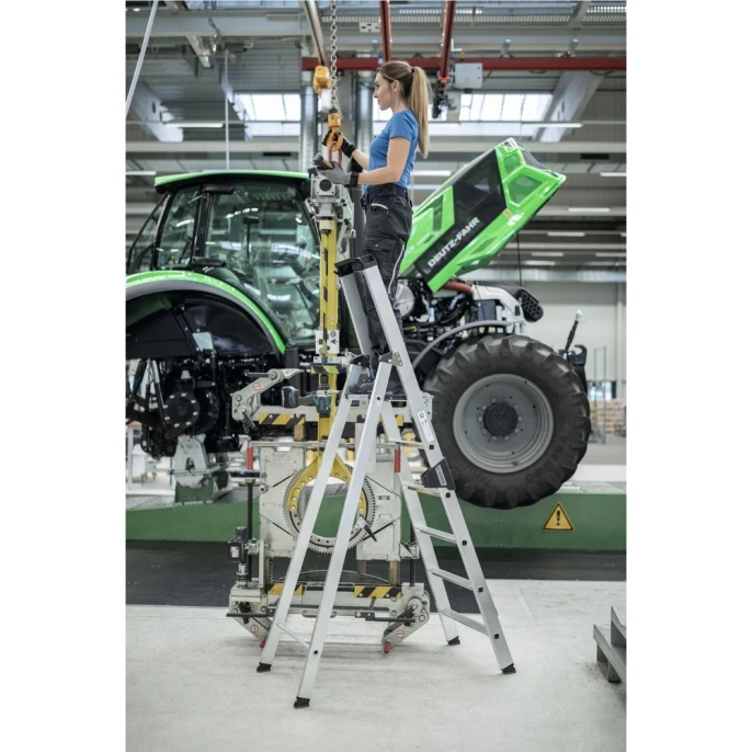 Стремянка MUNK 7 ступеней рукоятка Ergo-pad 040107