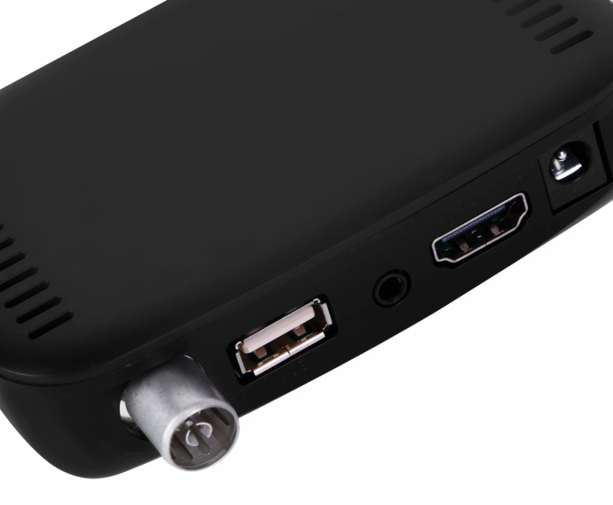 Ресивер DVB-T2 STARWIND CT-160,  черный