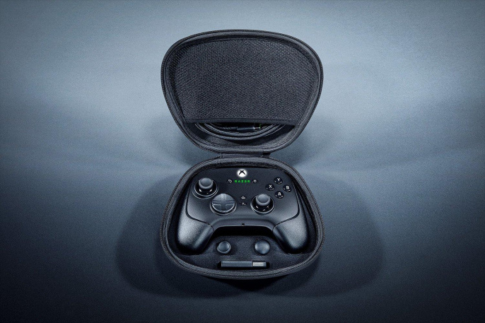 Игровой контроллер Razer Wolverine V3 Pro - Black gamepad/ Razer Wolverine V3 Pro - Black Gamepad