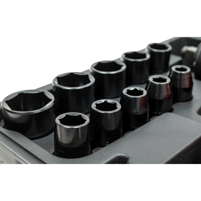 Ударный пневмогайковерт 880 Нм; 1/2"; кейс Gigant Professional PW 880RKS + набор головок