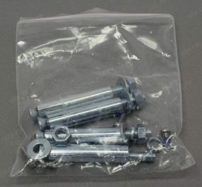 Кронштейн Hikvision DS-1273ZJ-135