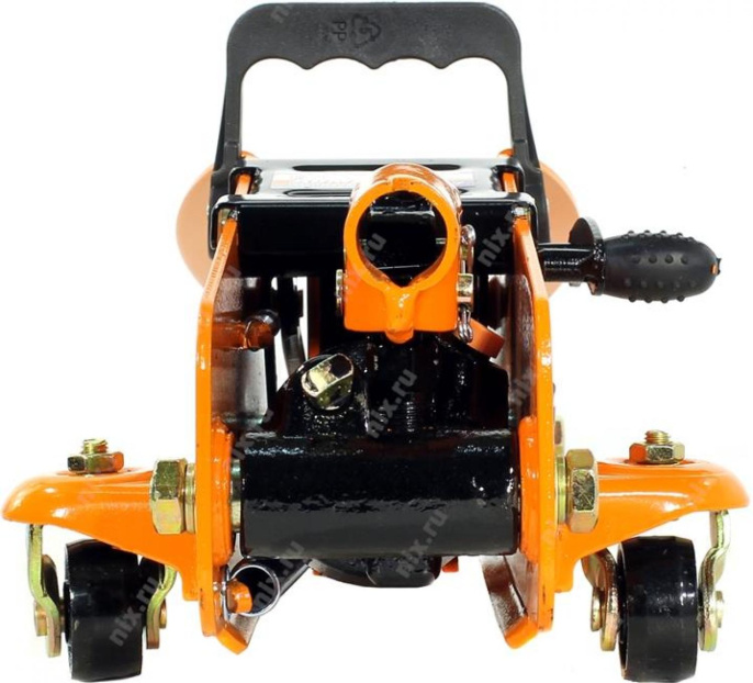 Подкатной домкрат с фиксатором в кейсе Ombra OHT225C 2.5 т 140-387 мм 55762 055762