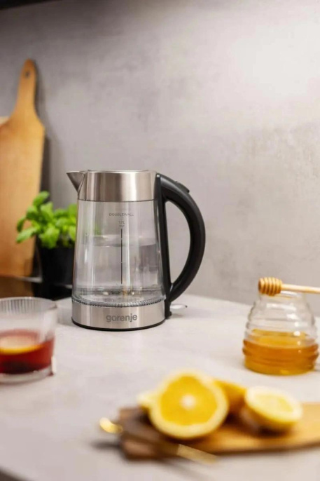 Чайник электрический Gorenje K17GDWII 1.7л. 2200Вт черный корпус: стекло/металл/пластик