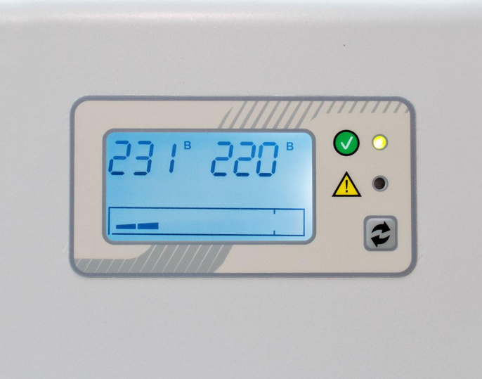 Стабилизатор напряжения ШТИЛЬ ИнСтаб IS2000 белый