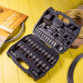 Набор торцевых ключей DELI DL1046 1/4 46 шт. 1/4", муфты из стали 50BV30, пластиковый кейс