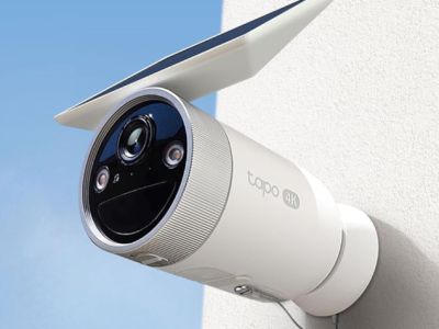TP-Link представила IP-камеру Tapo C465 с солнечной панелью