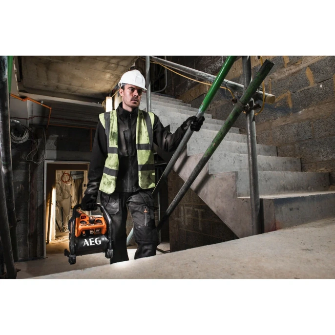 Бесщеточный аккумуляторный компрессор AEG BK18-38BL-0 4935471201