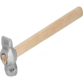 Слесарный молоток Без бренда 800 г,круглый боек,деревянная ручка 10243