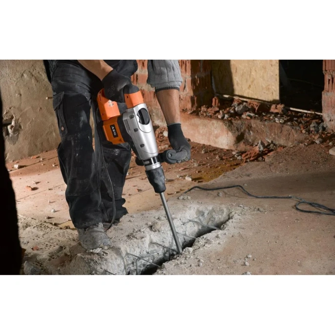 Отбойный молоток AEG MH7E 4935459422