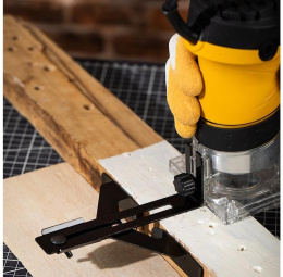 Фрезер Deli DL-XB06-E1 550Вт 30000об/мин макс.ход:30мм