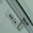 Чемодан Piquadro PQ Light BV4427PQL/VE, 46х69х27 см, 3.2кг, зеленый