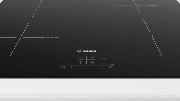 Индукционная варочная поверхность Bosch PUE611BB6E, конфорок: 4 шт.,  стеклокерамика,  независимая, черный