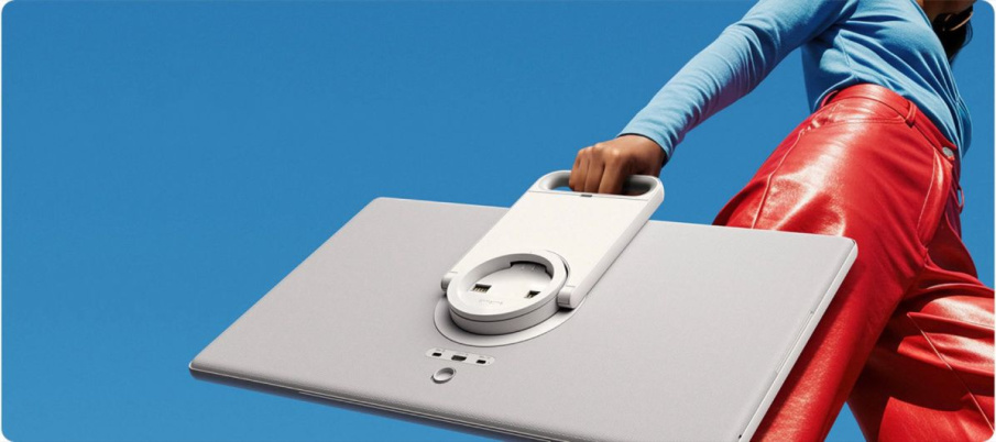 Samsung выпустила беспроводной умный ТВ на подставке с колёсами