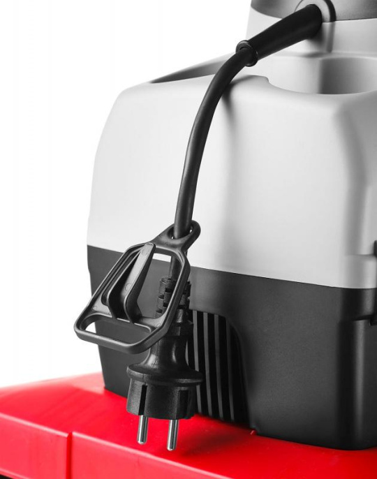 Садовый измельчитель Зубр ЗИЭ-44-2800