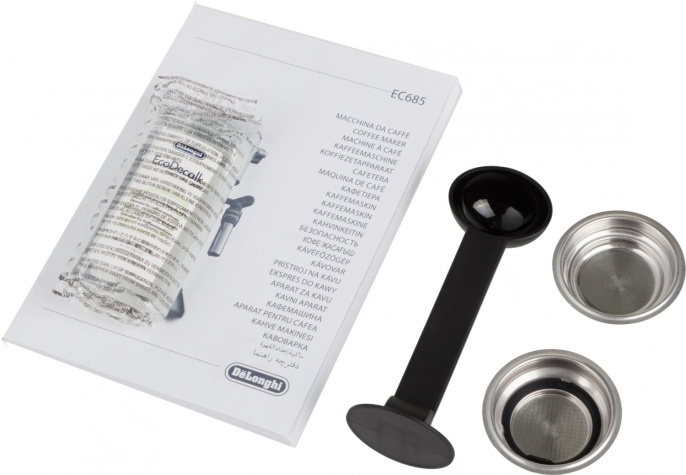 Кофеварка DeLonghi EC685.R,  рожковая,  красный [132106139]