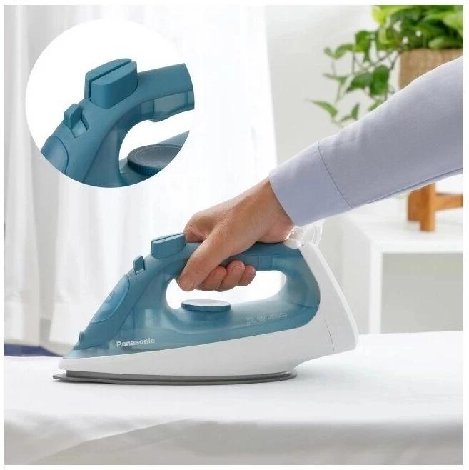 Утюг Panasonic NI-S430GTV,  с паровым ударом,  2300Вт,  зеленый