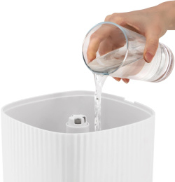 Увлажнитель воздуха Vitek VT-2343 23Вт ультразвуковой белый/черный