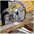 Торцовочная пила DeWalt DWS777 (DWS777-QS) (материал обработки: дерево, 1800 Вт, питание: сеть, диаметр диска: 216 мм, обороты холостого хода: 6300 об/мин, угол наклона диска: 48°, глубина резания: 62 мм, ширина пропила: 270 мм, блокировка шпинделя, подкл