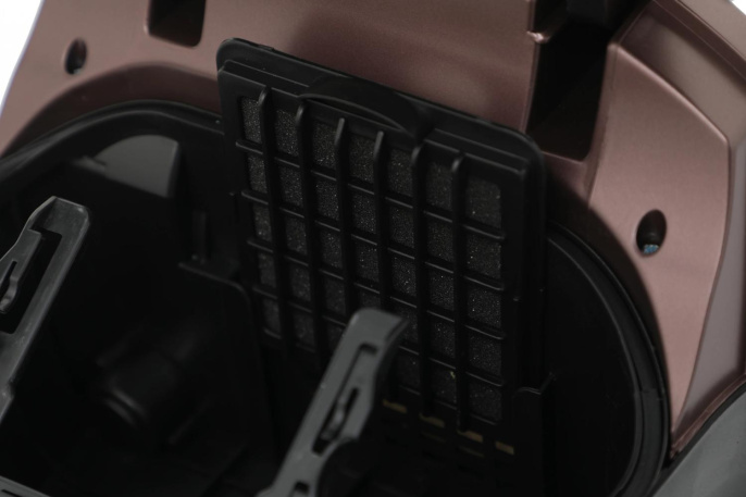 Пылесос Vitek VT-8138, 2200Вт, коричневый/черный