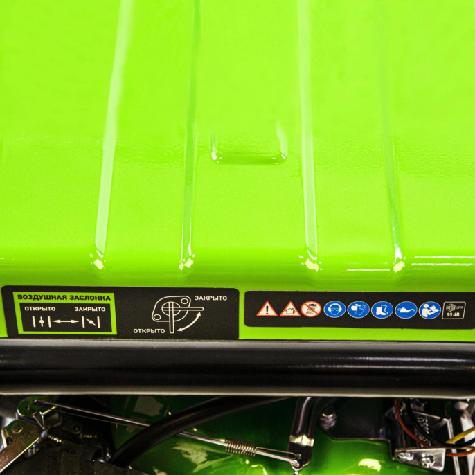 Бензиновый генератор СИБРТЕХ БС-1200, 220 В, 1кВт [94541]