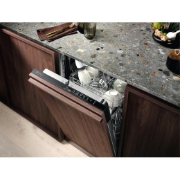 Встраиваемая посудомоечная машина Electrolux EEA12100L,  узкая, ширина 44.6см, полновстраиваемая, загрузка 9 комплектов
