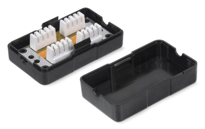 Адаптер WRline (WR-CM-IDC-C5E) проходн.Dual IDC кат.5E UTP бел.