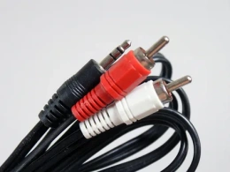 Кабель соединительный VCOM VAV7183-10M 3.5 Jack M - 2xRCA M , стерео, аудио, 10m