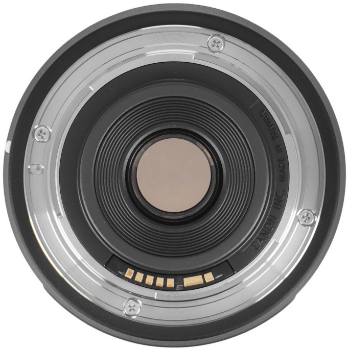 Объектив Canon EF-S 18-135мм f/3.5-5.6 черный