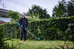 Триммер электрический Makita DUR190LZX3,  аккумуляторный,  18В,  без АКБ,  без ЗУ