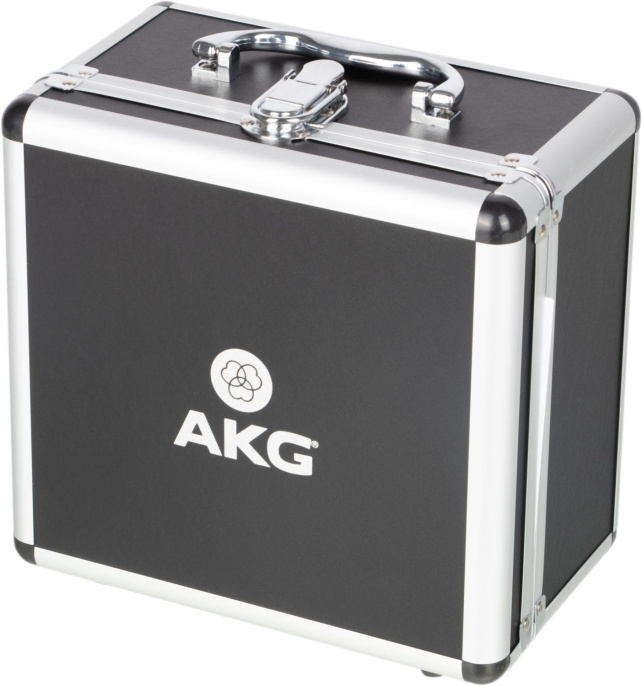 Микрофон проводной AKG P220 черный