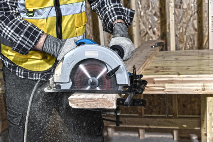 Циркулярная пила DONGCHENG DMY02-235, 235мм