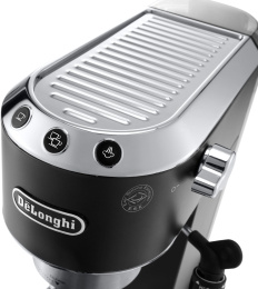 Кофеварка рожковая Delonghi EC685.BK 1350Вт черный 0132106140