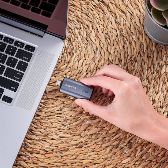 Накопитель SSD A-Data USB3.2 Gen2 500GB SC750-500G-CCBK SC750 серый