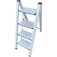 Алюминиевая стремянка SevenBerg milano 4 широкие ступени белая Milano-4 white