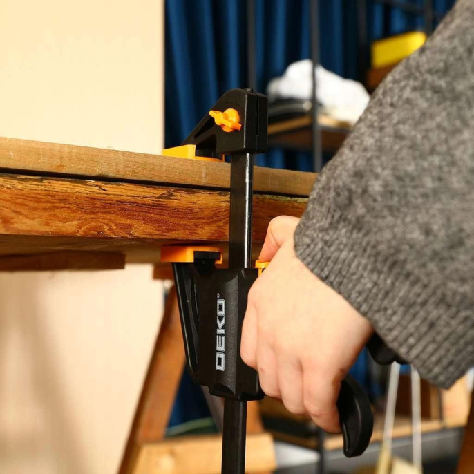 Струбцина DEKO CL595, 910грамм [065-0618]