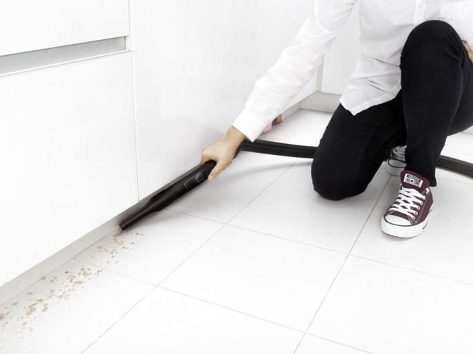 Пылесос Karcher VC 2 (ERP), 700Вт, белый/черный [1.198-035.0]