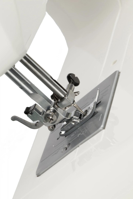 Швейная машина Janome 311PG белый/розовый