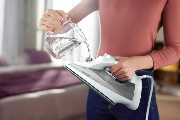 Утюг Philips DST5010/10, 2400Вт, серый/белый