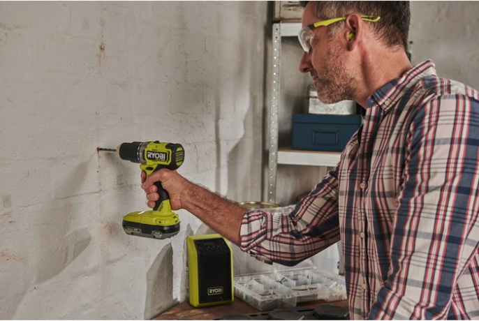 ONE + / Дрель-шуруповерт ударная RYOBI RPD18C1-242S