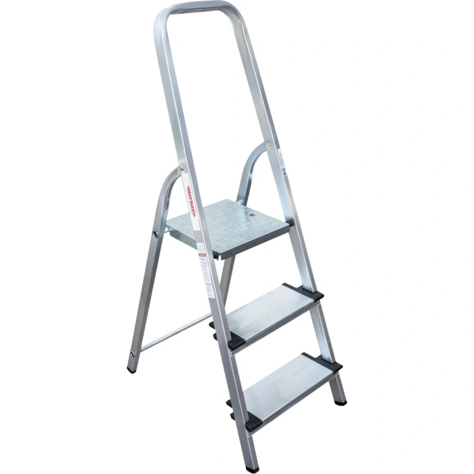 Алюминиевая стремянка Новая Высота 3 ступени 1117103