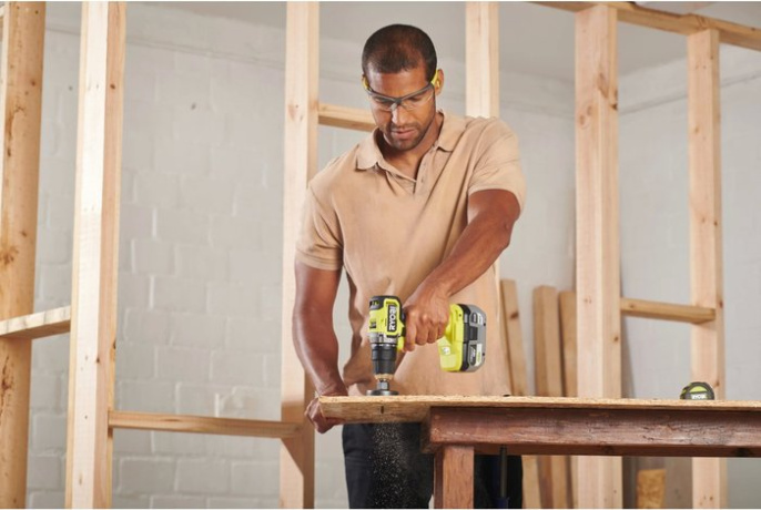 ONE + / Дрель-шуруповерт ударная RYOBI RPD18C1-242S