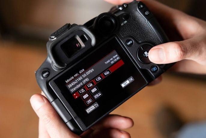 Беззеркальный фотоаппарат Canon EOS R7 body, черный [5137c002]