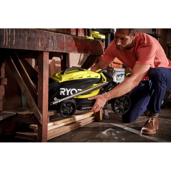 Газонокосилка Ryobi ONE+ 33cm; 1x аккумулятор 4.0Aч RLM18X33B40 5133004306