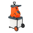 Измельчитель садовый PATRIOT SE26 [732304626] { 2600Вт, макс диаметр веток 40мм, 4050 об/мин, пластик бак 50л }